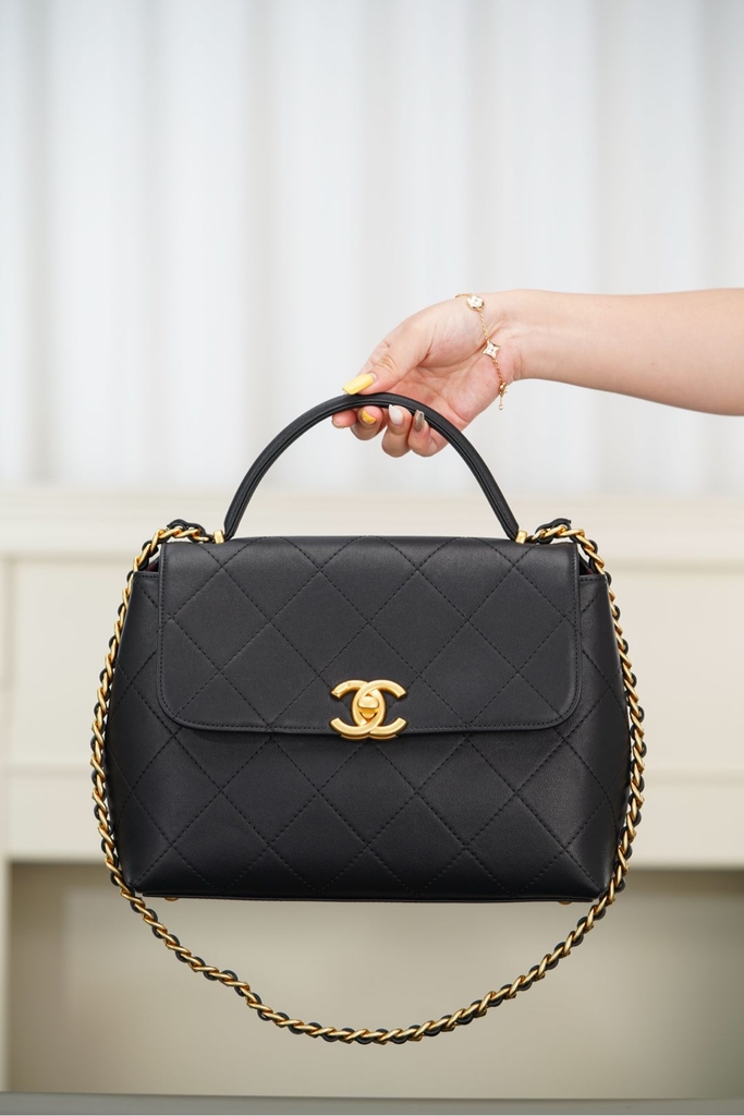 Chanel 25s Handbag Black Gold Large