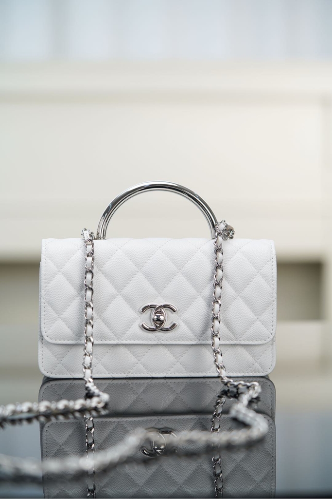 Chanel 25P Accordion Bag Silver White Litchi Leather