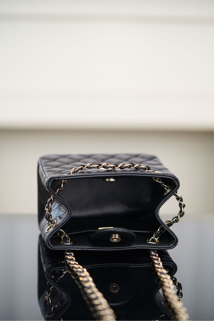 Chanel 25C Mini Tote Black Gold Lychee