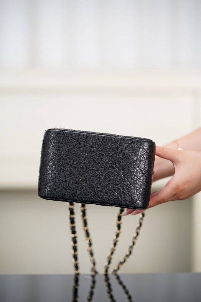 Chanel 25C Mini Tote Black Gold Lychee