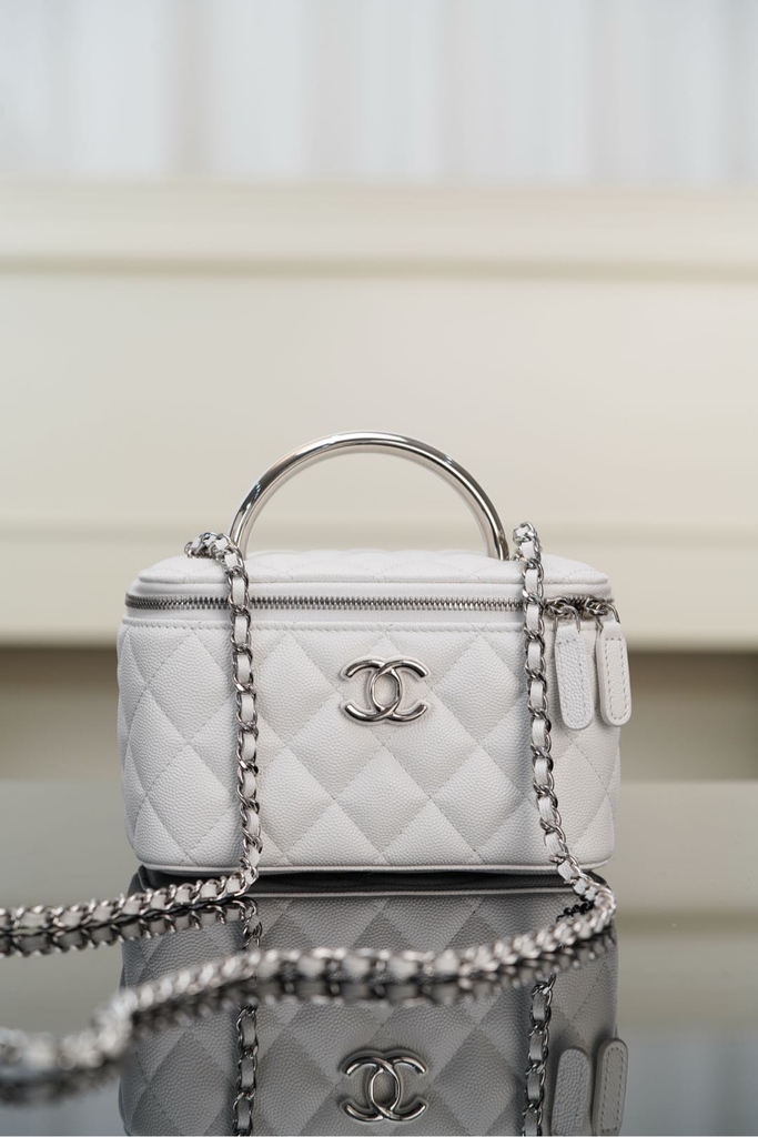 Chanel 25P Hidden Handle Long Box Bag White Lychee Leather