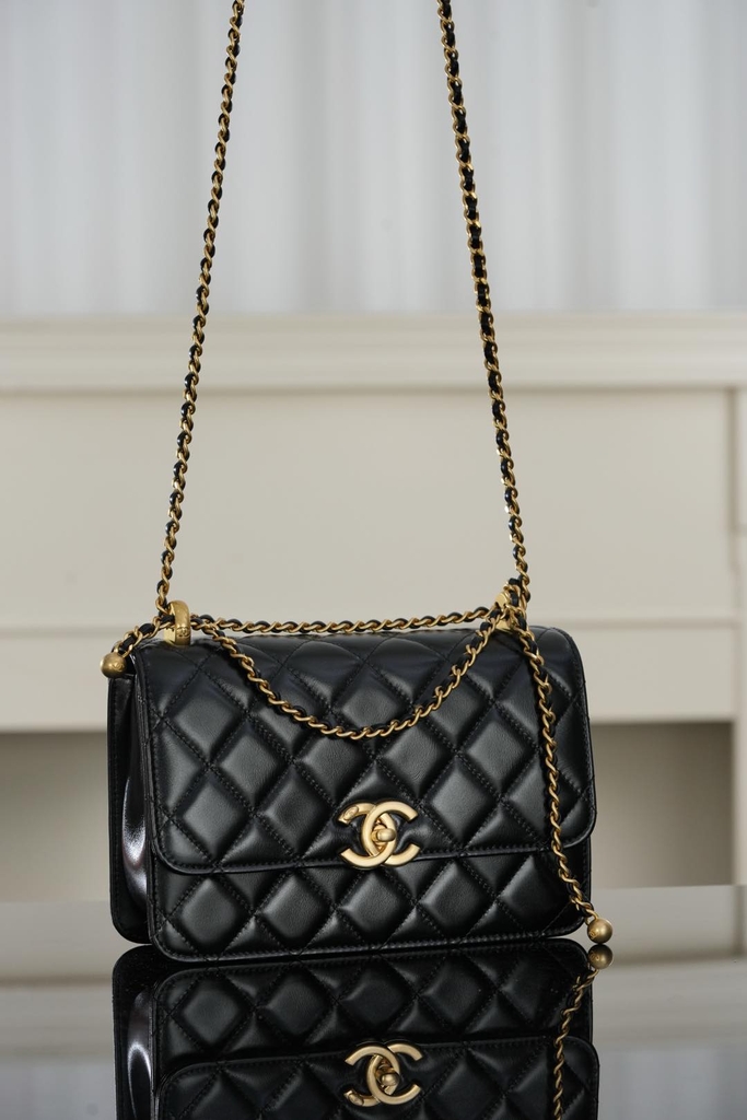 Channel 25s Black Cowhide Double Golden Ball 22cm