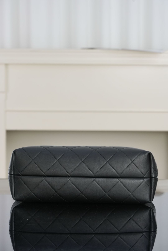 Chanel 25A Handmade Shopping Bag Black Cow Small