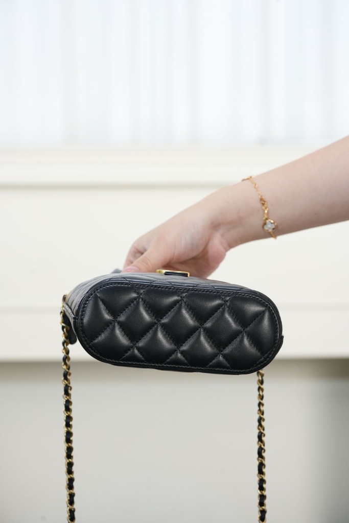Chanel 25A High-End Handmade Suede French Fry Bag