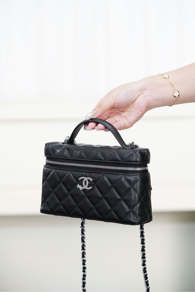 Chanel 25B Star Diamond Buckle Box Bag Black Silver