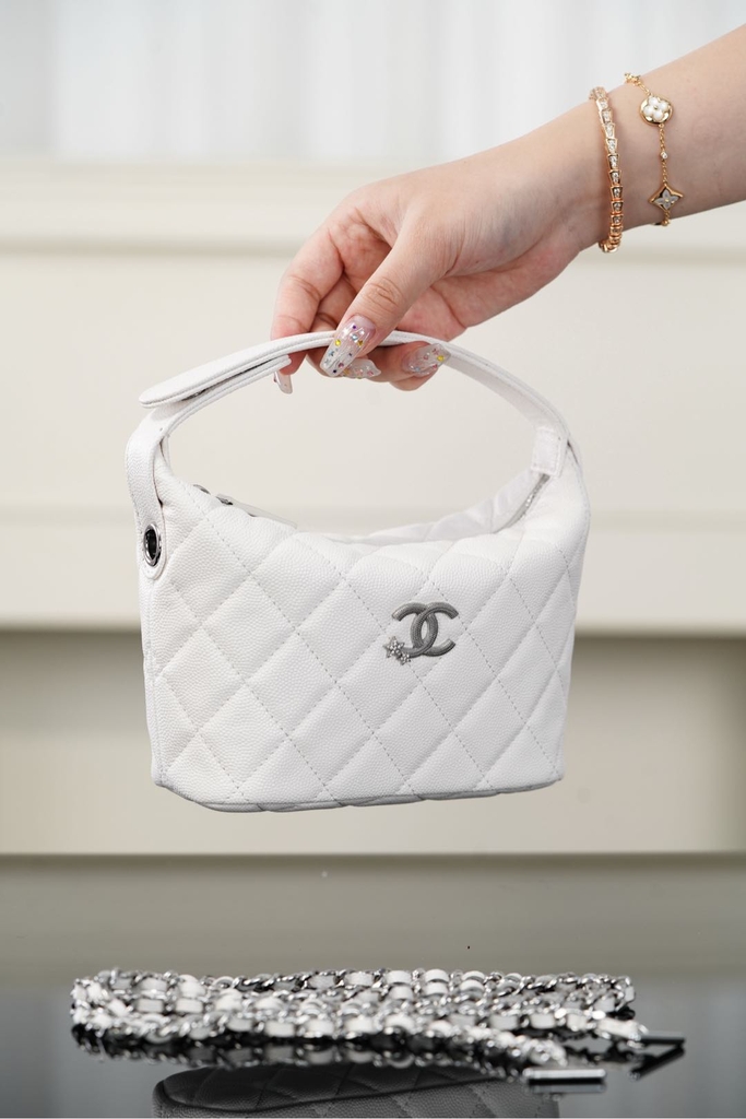 Chanel 25B Star Button Lunch Box Bag