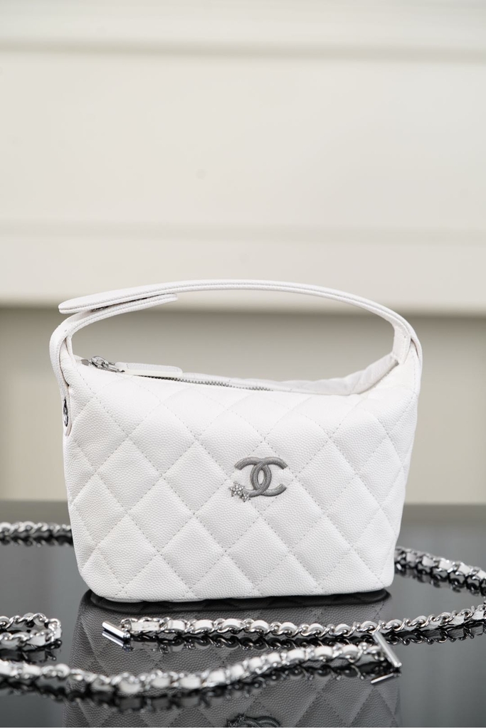 Chanel 25B Star Button Lunch Box Bag
