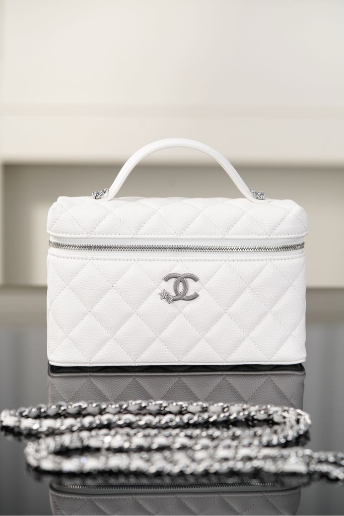 Chanel 25B Star Diamond Buckle LP Box Bag Silver