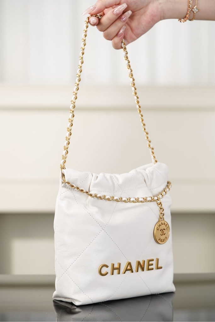 Channel 25A Mini Bag White Gold