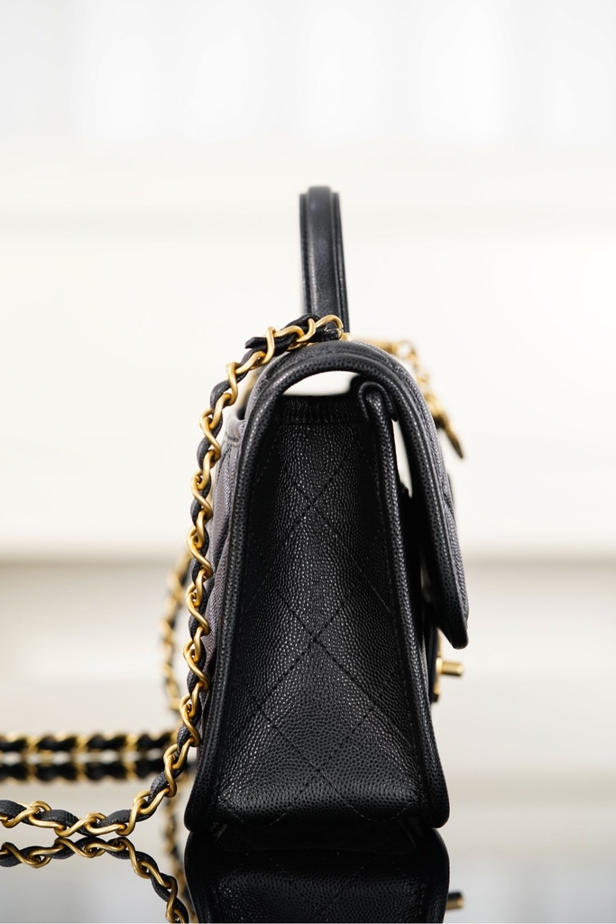 Chanel 25B Four-Leaf Clover Coin Messenger Bag Black Gold