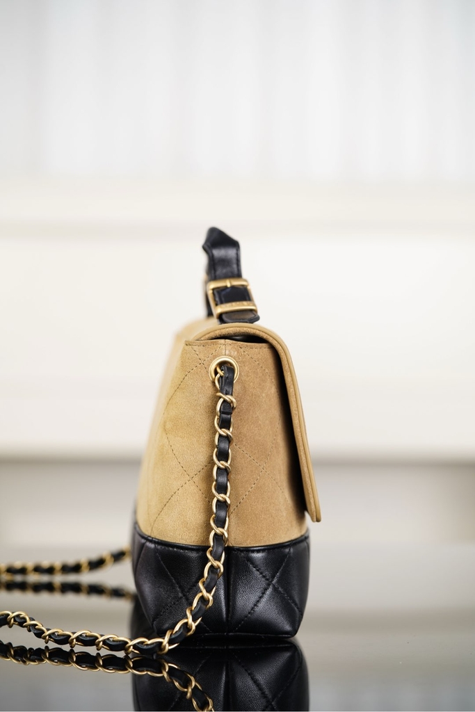 Chanel 25A Premium Handcrafted Color-Block Messenger Bag