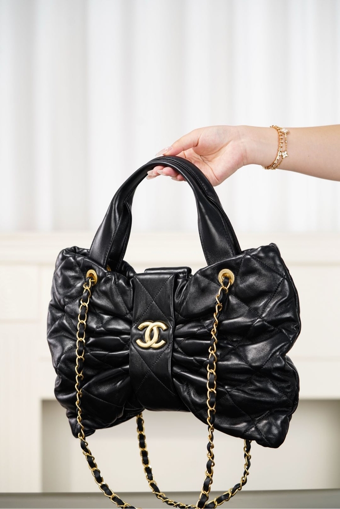 Chanel 25K Butterfly Knot Handbag Medium