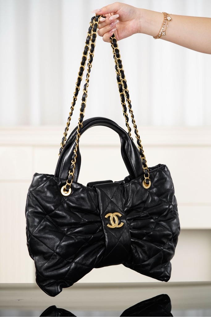 Chanel 25K Butterfly Knot Handbag Medium
