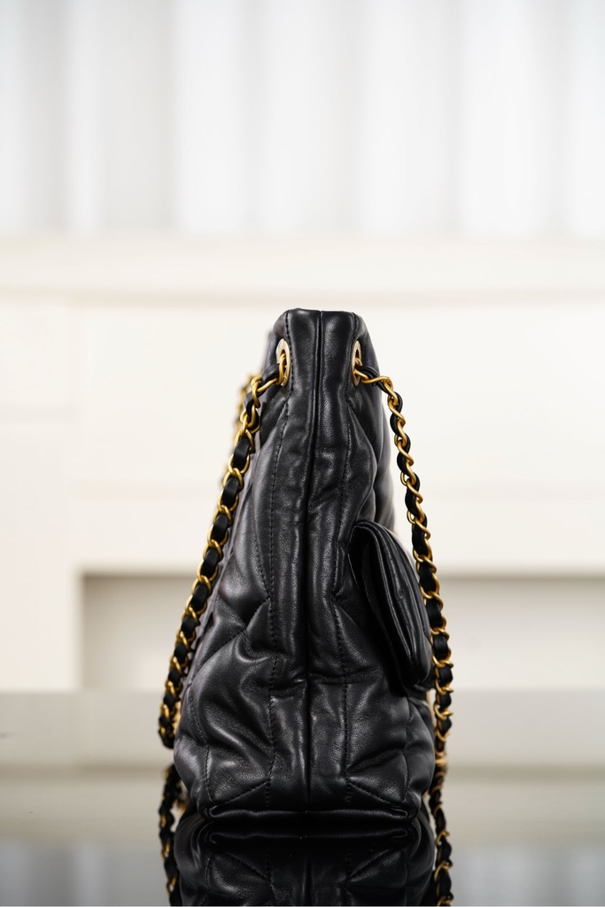 Chanel 25k Hobo Shopping Bag