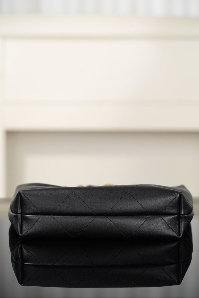 Chanel 25K Y2K Hobo Bag