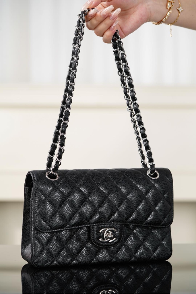 Chanel Classic Flap Bag Authentic Leather Black-Silver Small