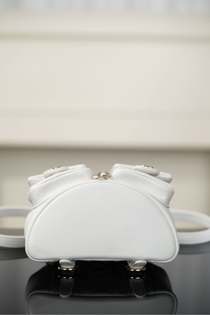 Channel 23P Duma Mini Backpack White