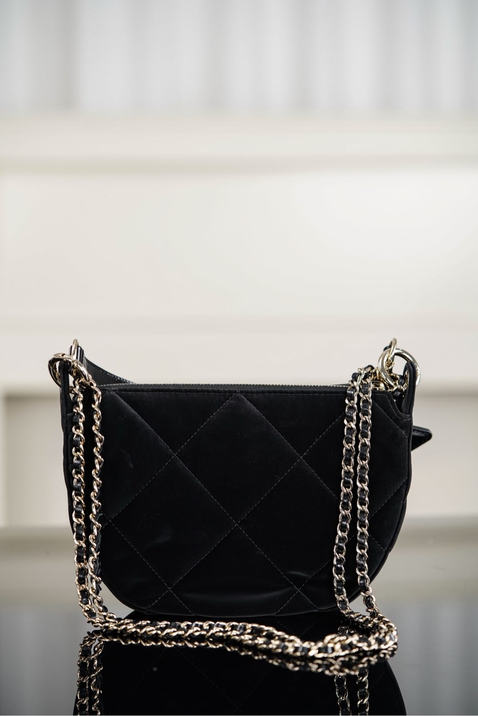 Chanel 25N Coco Neige Bag
