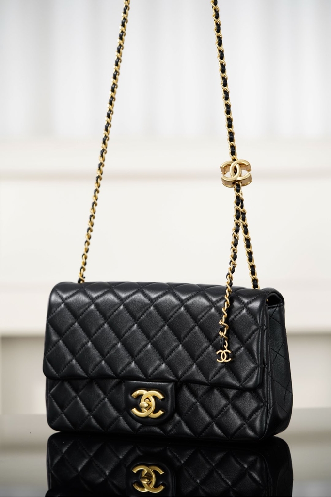 Chanel 25B Double C Chain CF Black Gold Bag