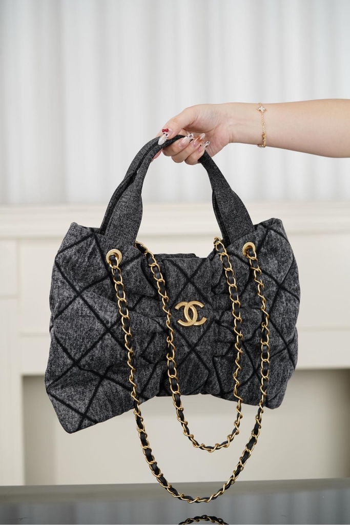 Chanel 25K Butterfly Bow Handbag - Black Denim Medium Size