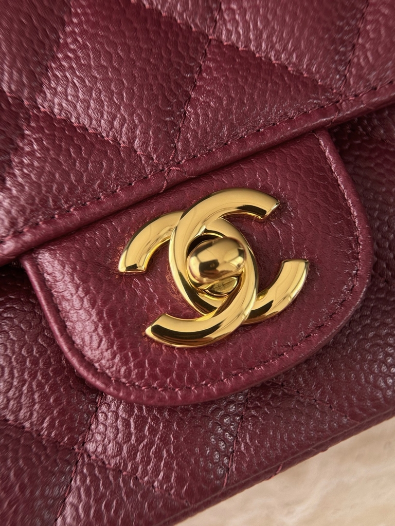 CF20 Ball Burgundy Gold Edge Car