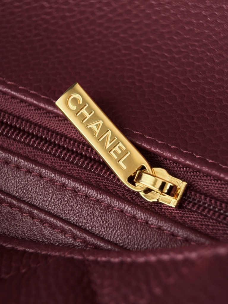 CF20 Ball Burgundy Gold Edge Car