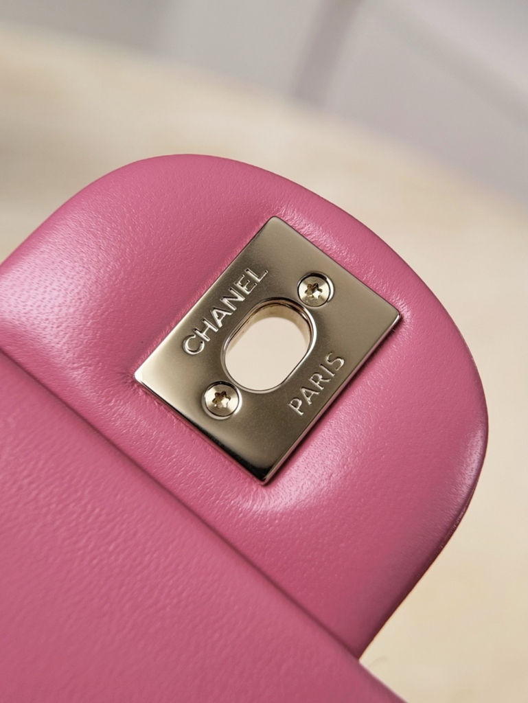 CF25 Sheep Deep Powder Light Gold