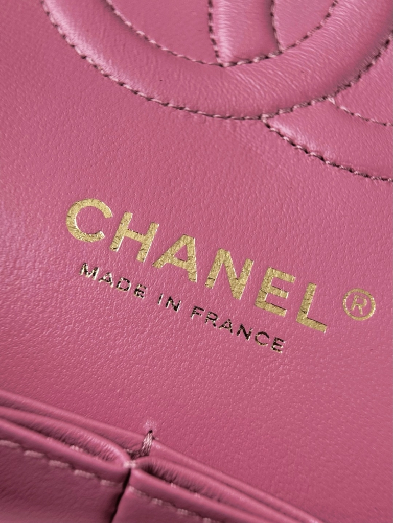 CF25 Sheep Deep Powder Light Gold