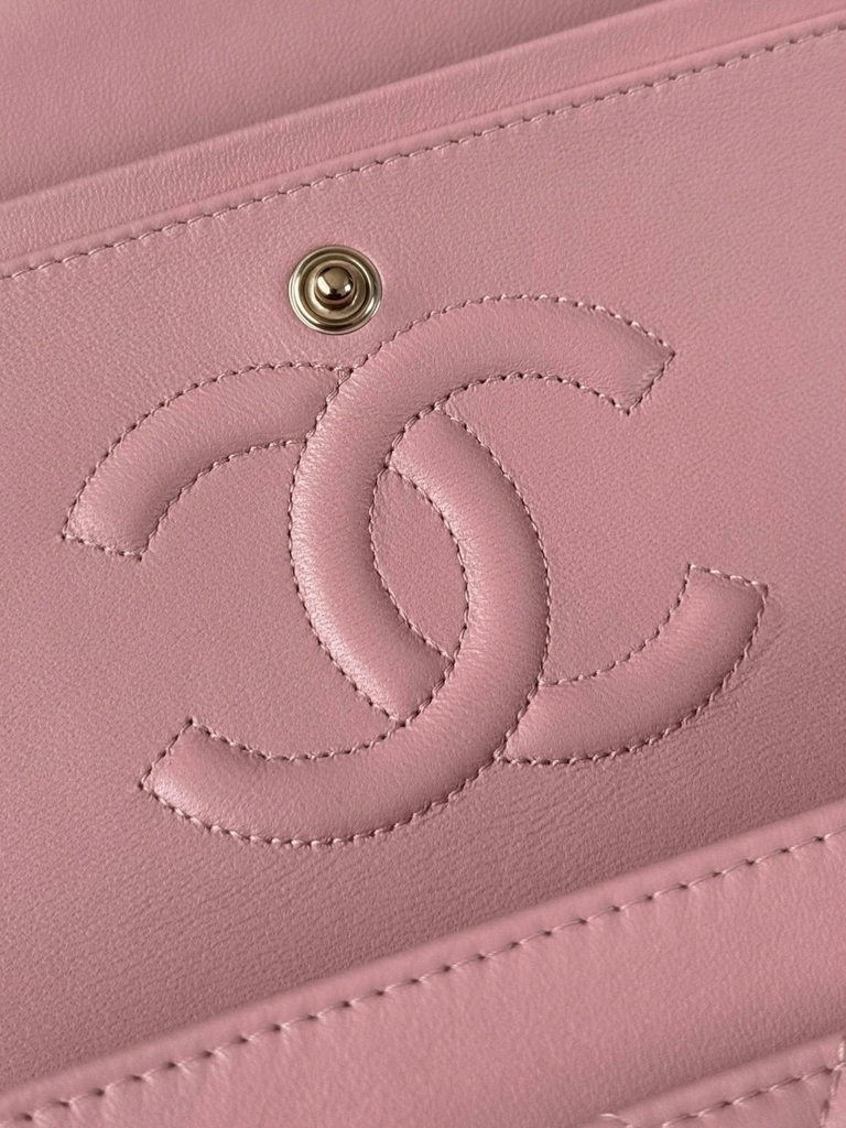 CF25 Sheep New Deep Powder Light Gold