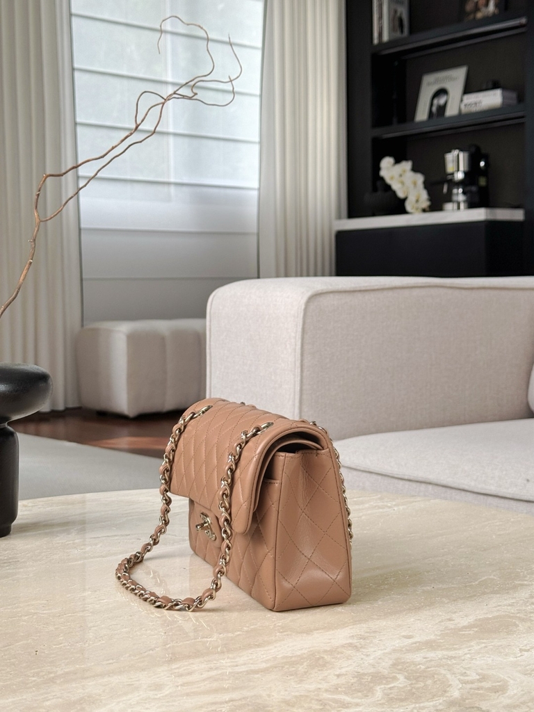 CF23 Light Gold Goat Milk Tea (Deep)