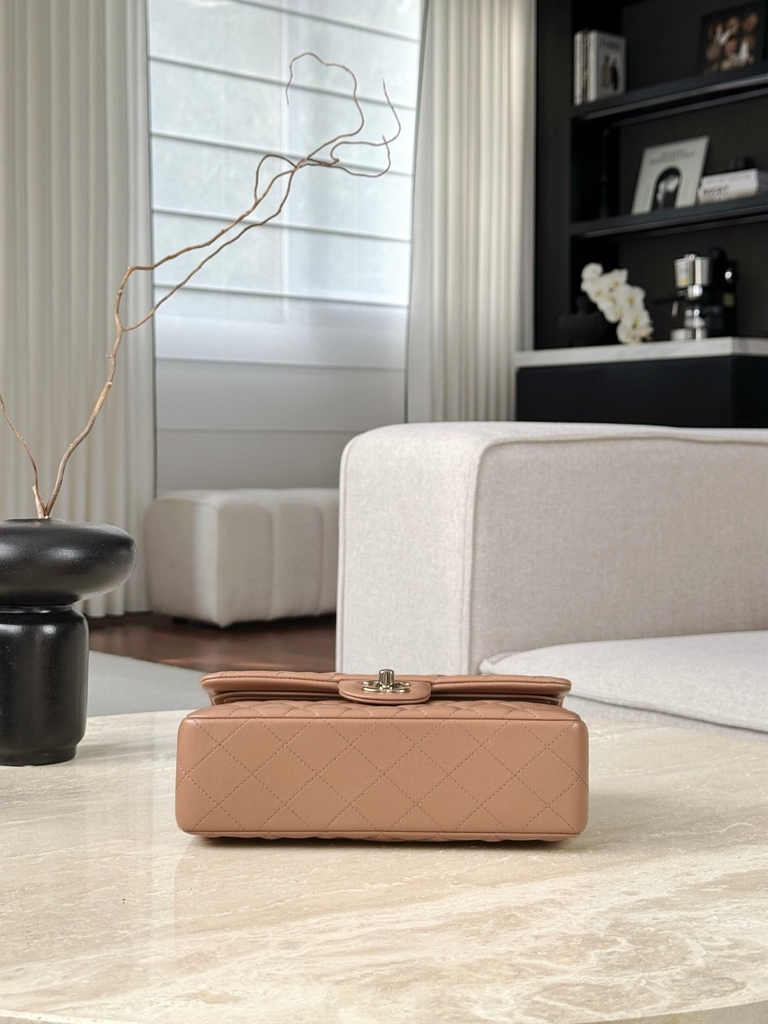 CF23 Light Gold Goat Milk Tea (Deep)