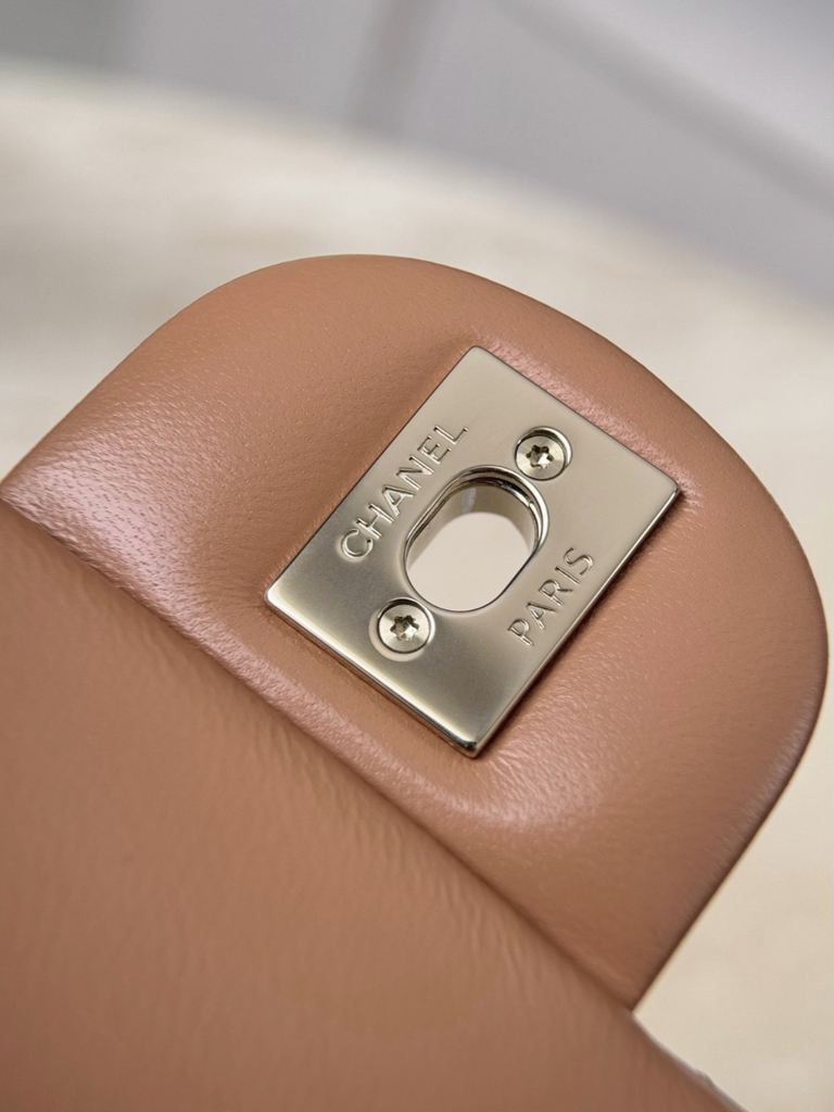 CF23 Light Gold Goat Milk Tea (Deep)