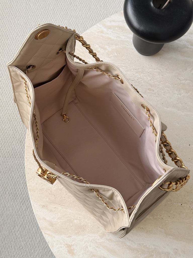 Hobo Ball 25s Almonds 30x40x15cm