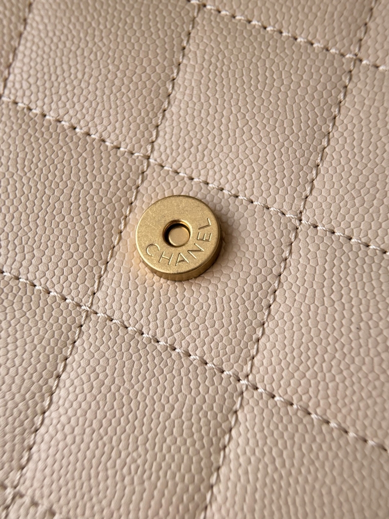 Hobo Ball 25s Almonds 30x40x15cm