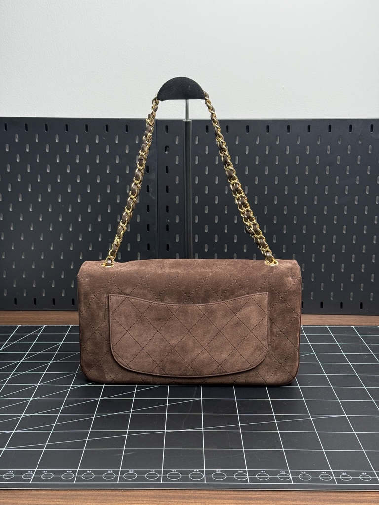 CHANEL 26A 81
