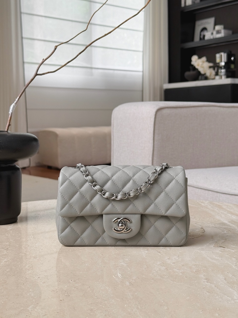 Chanel 40