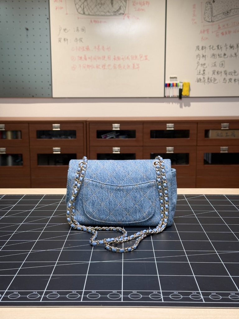 CHANEL 26B 28