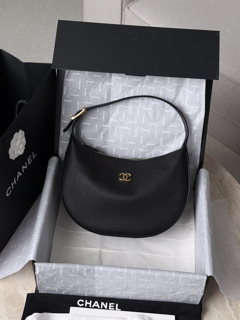 CHANEL 26B 08