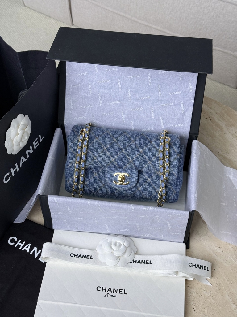 CHANEL 26B 19