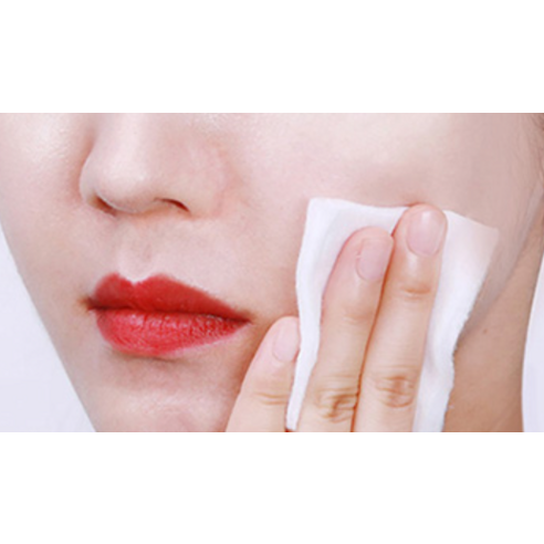 Nước tẩy trang The SAEM trà xanh