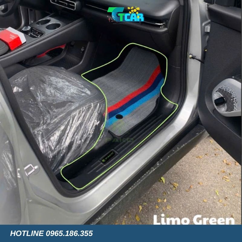 Thảm lót sàn đúc TPE Vinfast Limo Green / VF MPV7