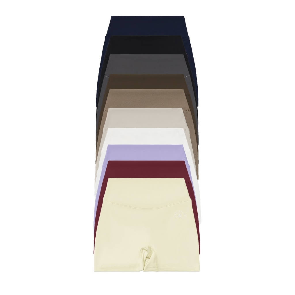 SEY Graphic Short