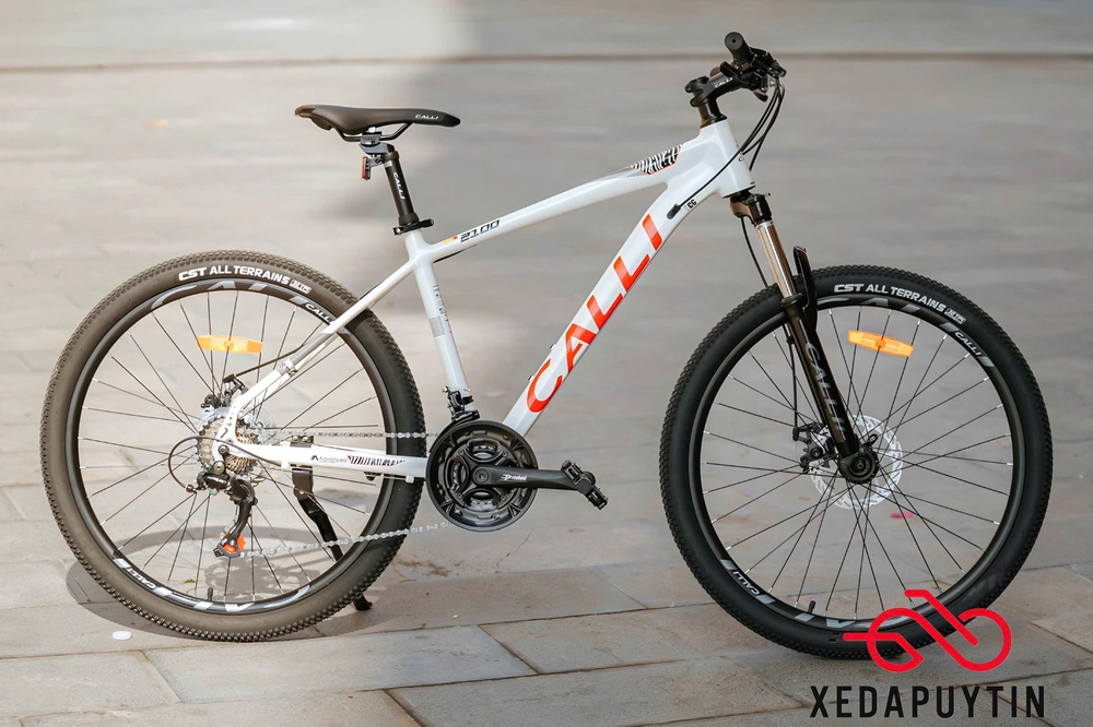 Toàn cảnh xe đạp calli 2100