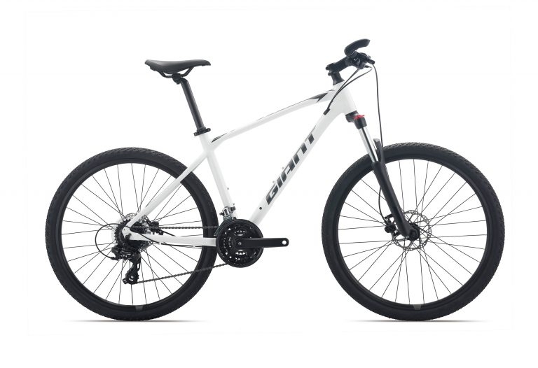 GIANT 2023 ATX 810