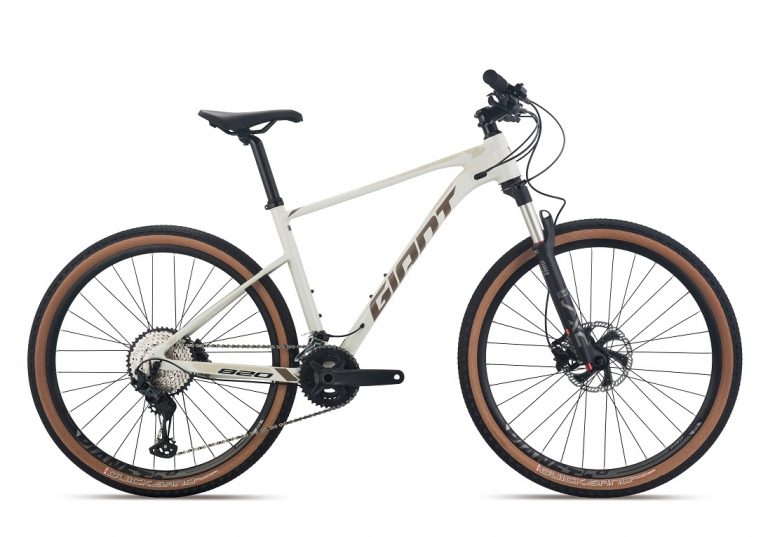 GIANT 2024 XTC 820 27.5