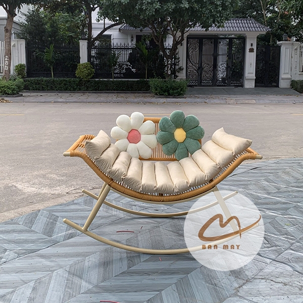 Ghế bập bênh bán nguyệt, ghế bập bênh thư giãn Bản Mây khung thép mây nhựa decor ban công, sân vườn