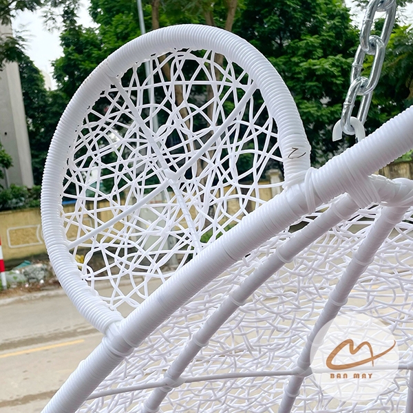 Ghế Xích Đu Đôi Tai Gấu – Thiết Kế Giọt Nước Biểu Tượng Cho 2 Người