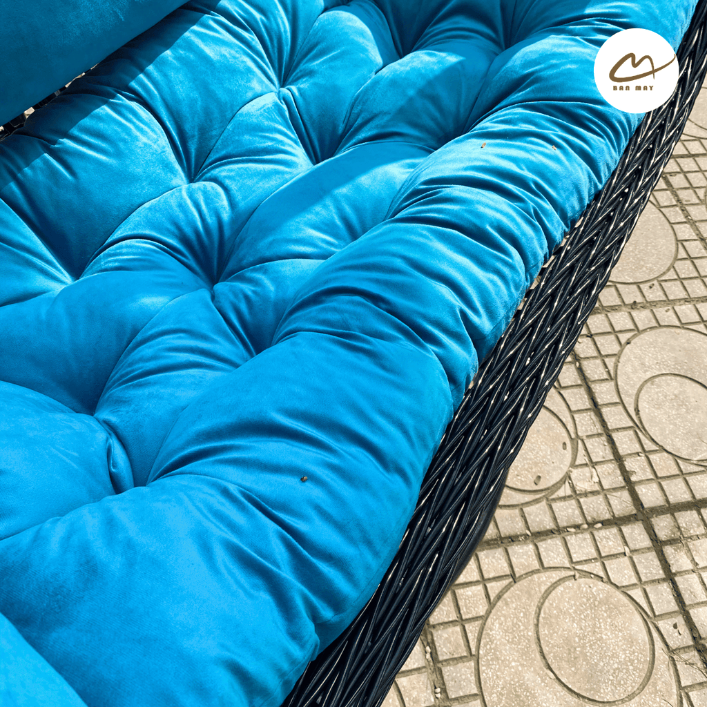 Xích Đu Sân Vườn Bán Nguyệt Cần Kép – Không Gian Tụ Họp 3 Người Vững Chãi