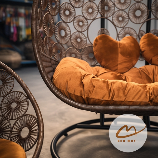 Bộ bàn ghế nội thất ngoài trời, xích đu sân vườn Bản Mây khung thép đan thủ công họa tiết đồng xu, hoa cúc trang trí nhà cửa