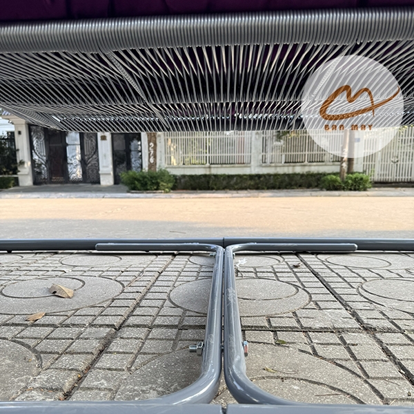 Xích Đu Ngoài Trời Cánh Én – Thiết Kế Khung A Ổn Định Cho Không Gian Sân Vườn